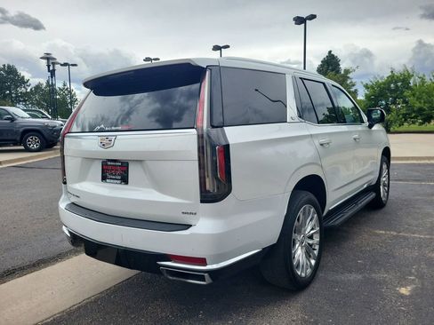 Used 2021 Cadillac Escalade Premium Luxury image 4