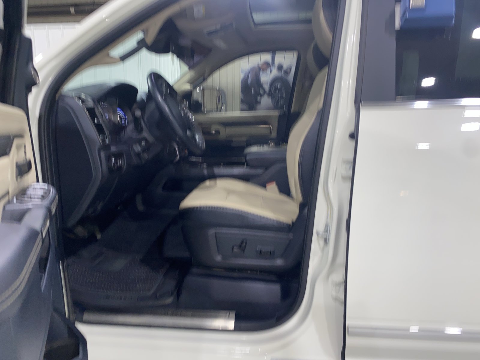 Used 2021 RAM 3500 Limited AWD/4WD image 2