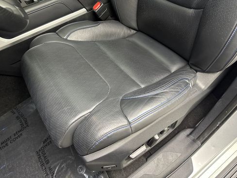 Used 2022 Toyota Tundra Platinum w/ Advanced Package image 30