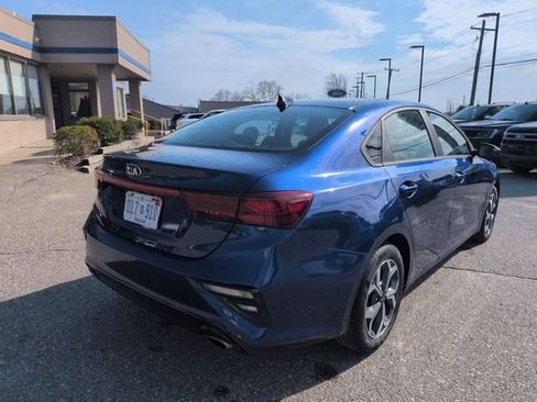 Used 2021 Kia Forte LXS FWD image 5