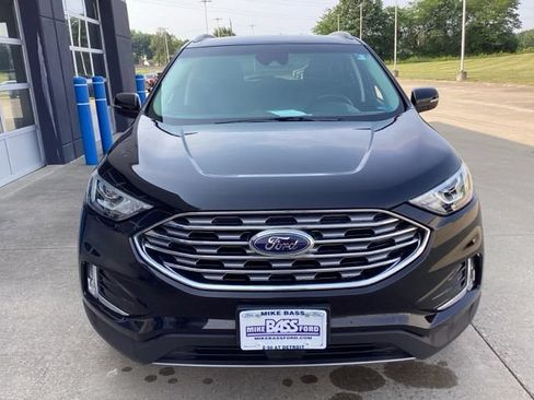 Used 2020 Ford Edge SEL w/ Cold Weather Package FWD image 3