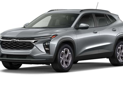 New 2026 Chevrolet Trax LT w/ Driver Confidence Package image 2