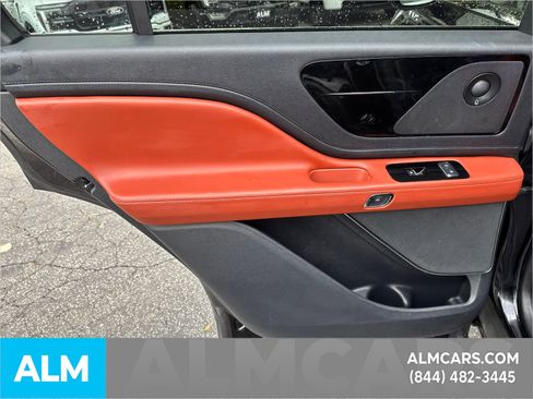 Used 2025 Lincoln Aviator Reserve image 27