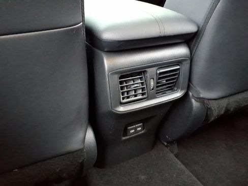 Used 2023 Toyota RAV4 XLE Premium FWD image 11