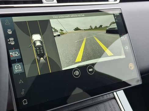 Used 2025 Land Rover Range Rover Evoque Dynamic SE image 18