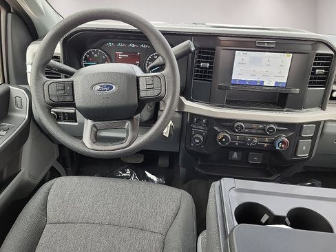 New 2026 Ford F250 XL w/ STX Appearance Package AWD/4WD image 8