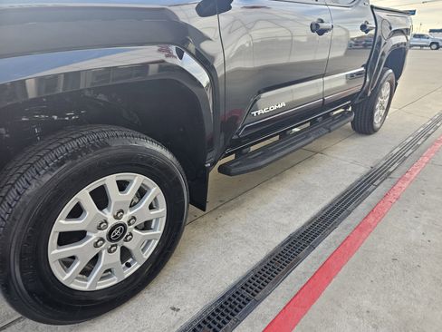 Certified 2024 Toyota Tacoma SR5 image 10
