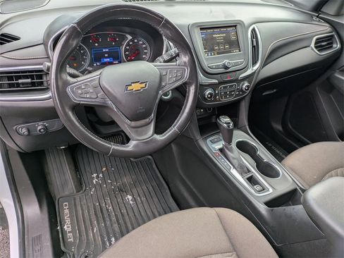 Used 2019 Chevrolet Equinox LT image 10