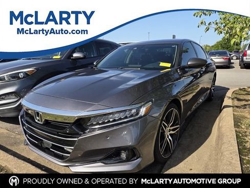 Used 2021 Honda Accord Touring image 1