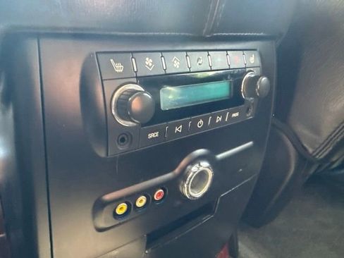 Used 2007 Cadillac Escalade AWD w/ Information Package image 18