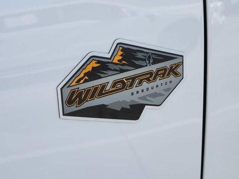 Used 2023 Ford Bronco Wildtrak AWD/4WD image 12