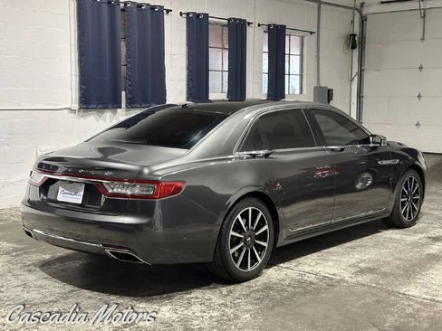 Used 2017 Lincoln Continental Reserve w/ Technology Package AWD/4WD image 7