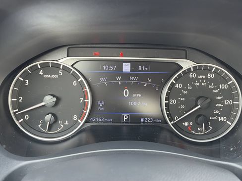 Certified 2023 Nissan Altima 2.5 SL FWD image 17