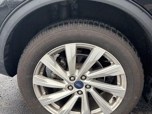 Used 2022 Ford Escape Titanium w/ Titanium Elite Package image 24