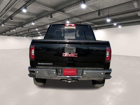 Used 2017 GMC Sierra 1500 SLT w/ SLT Premium Package image 15