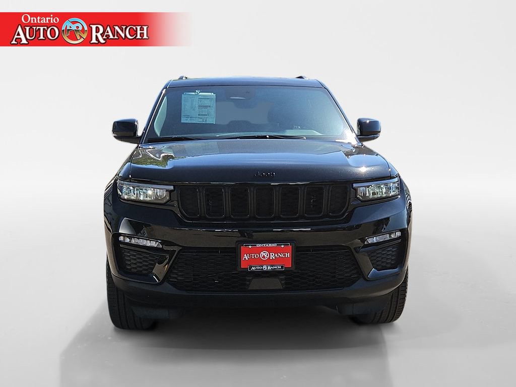 New 2025 Jeep Grand Cherokee Limited w/ Black Appearance Package AWD/4WD image 8