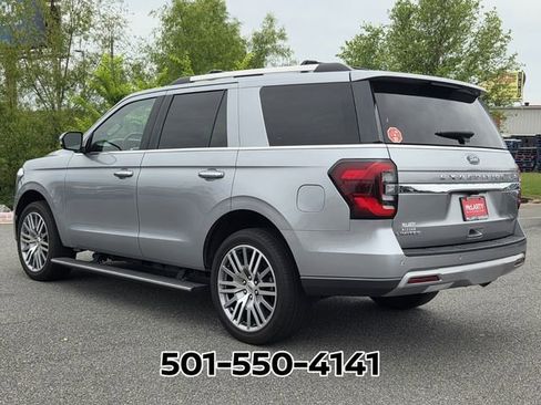 Used 2024 Ford Expedition Limited AWD/4WD image 7