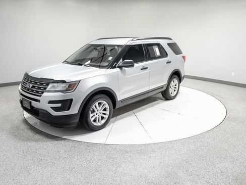 Used 2017 Ford Explorer 4WD image 35