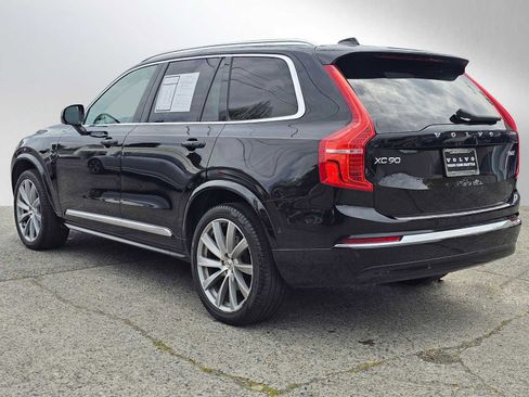 Certified 2023 Volvo XC90 B6 Ultimate w/ Lounge Package AWD/4WD image 5