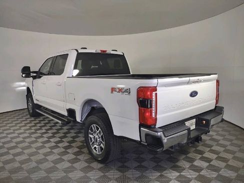 Used 2025 Ford F250 Lariat w/ FX4 Off-Road Package AWD/4WD image 7