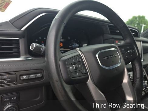 Used 2024 GMC Yukon XL Denali AWD/4WD image 11