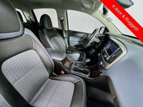 Used 2022 Chevrolet Colorado Z71 AWD/4WD image 27