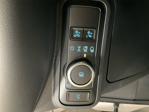 Used 2025 Ford Explorer ST-Line image 18