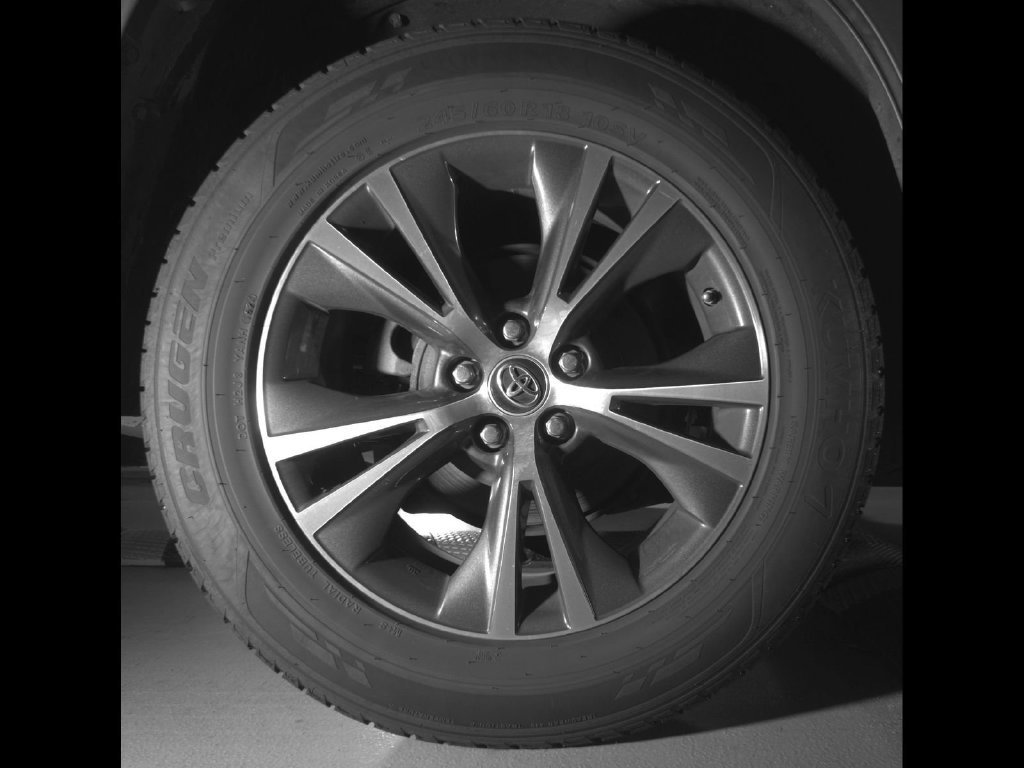 Used 2019 Toyota Highlander LE FWD image 12