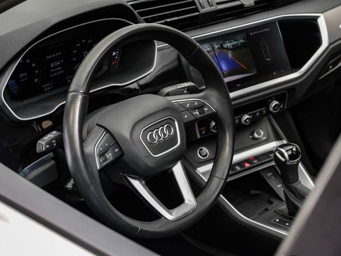 Used 2024 Audi Q3 2.0T Premium w/ Convenience Package image 20