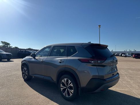 Certified 2023 Nissan Rogue SV FWD image 16