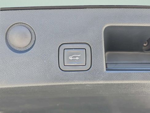 Used 2026 Chevrolet Equinox RS FWD image 16