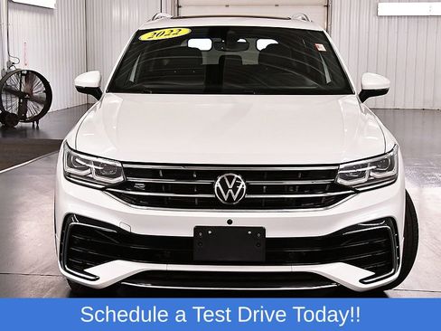 Used 2022 Volkswagen Tiguan SEL R-Line AWD/4WD image 2