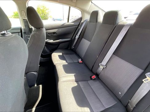 Used 2024 Nissan Sentra SV FWD image 19