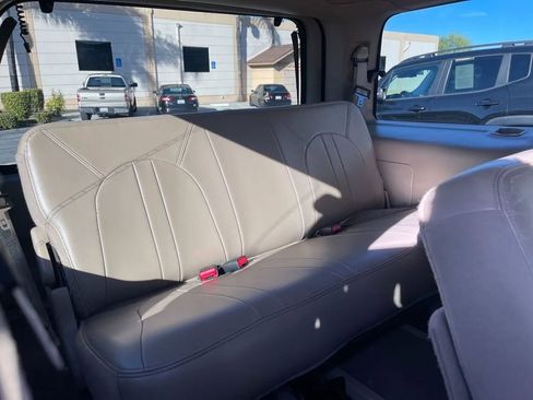 Used 2000 Ford Expedition Eddie Bauer image 23