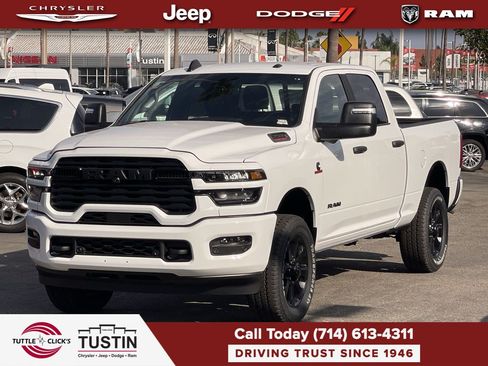 New 2026 RAM 2500 Big Horn AWD/4WD image 3