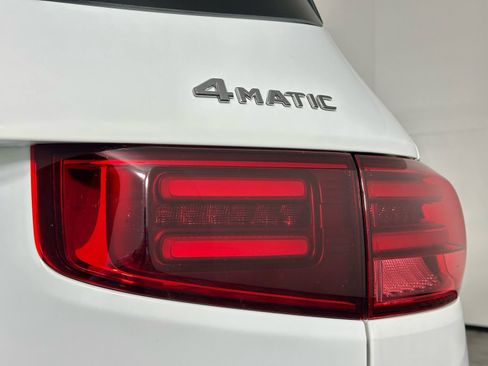 Used 2026 Mercedes-Benz GLB 250 4MATIC image 29