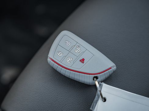 Used 2024 Chevrolet Silverado 1500 ZR2 w/ Technology Package image 53