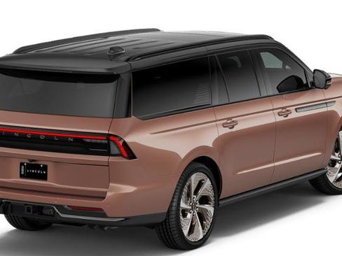 New 2026 Lincoln Navigator L Black Label AWD/4WD image 26