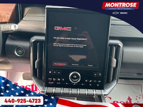 New 2026 GMC Acadia AT4 image 17