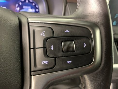 Used 2022 Chevrolet Tahoe LT w/ Luxury Package image 25