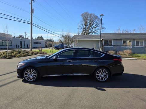 Used 2015 Hyundai Genesis 5.0 w/ Option Group 05 image 8