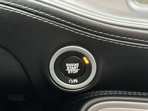 Used 2023 Dodge Challenger R/T w/ Plus Package image 22