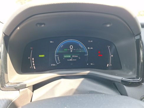 Used 2026 Toyota Camry SE FWD image 19