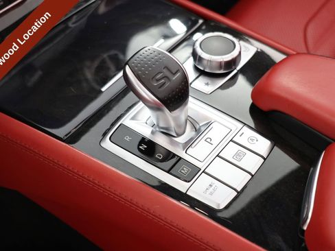 Used 2020 Mercedes-Benz SL 550 image 6