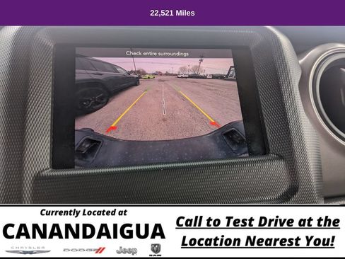 Used 2022 Jeep Gladiator Sport AWD/4WD image 16