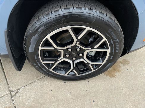 Used 2025 Ford Maverick Lariat w/ 4K Tow Package image 44