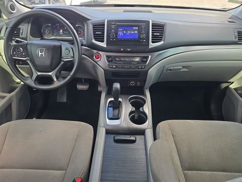 Used 2020 Honda Pilot LX image 7