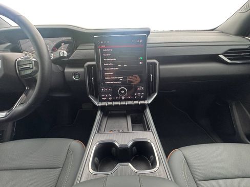 Certified 2024 GMC Acadia AT4 AWD/4WD image 12