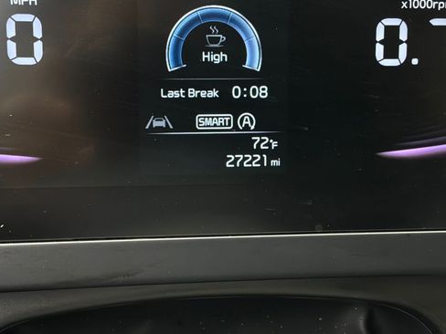 Used 2025 Kia Sportage LX image 36