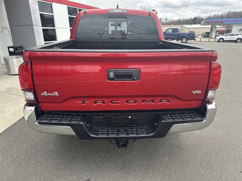 Used 2019 Toyota Tacoma SR5 image 7